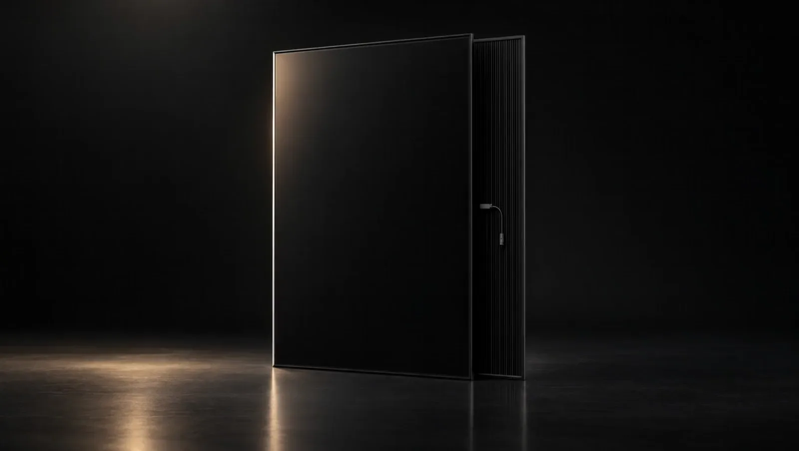 AIKO Neostar 3S+ Solarmodul mit 485 Wp, Vorder- und Rückseite, im dunklen Studio